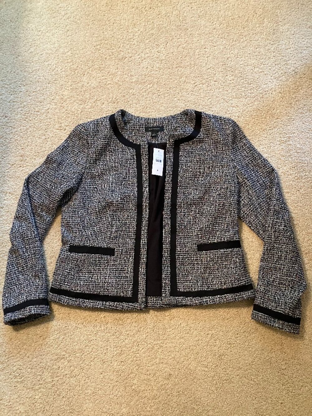 Ann Taylor Cropped Blazer, Size 8, Black/Multi Color